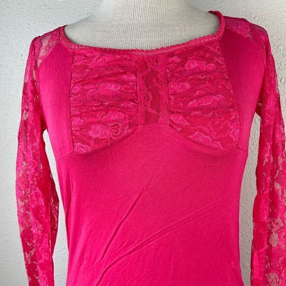 IN Diffusion Pink Lace Long Sleeve Tip Size S EUC - Picture 2 of 7